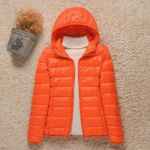 Women's Lightweight Hooded Down Insulated Jacket Packable Puffer Waterproof Coat
